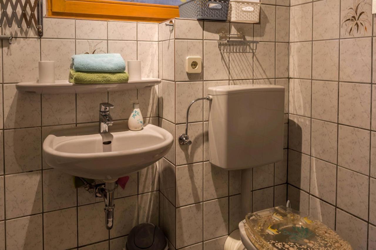 Ferienwohnung Alina 징엔 외부 사진